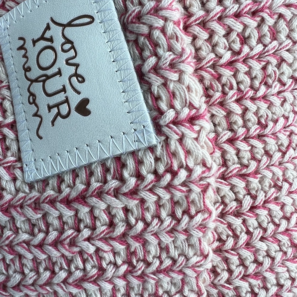NIB Pink and Cream Love Your Melon hat